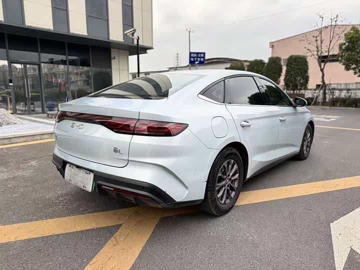 Фото 5 - BYD Qin L