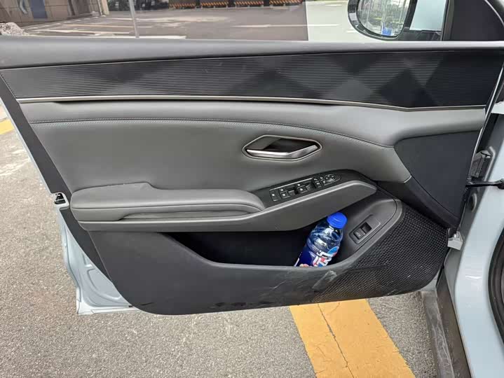 Фото 8 - BYD Qin L