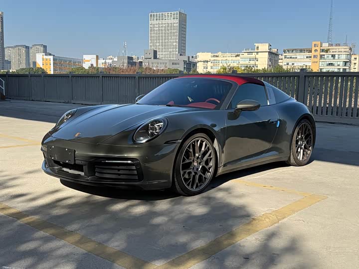 Фото 1 - Porsche 911