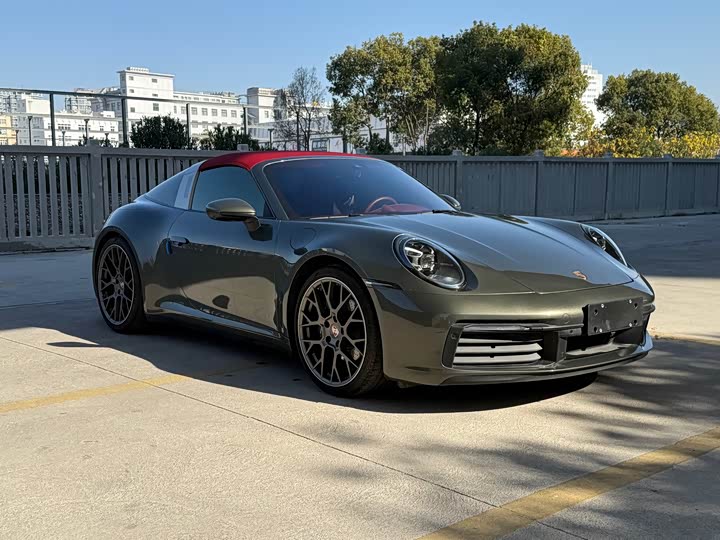 Фото 3 - Porsche 911