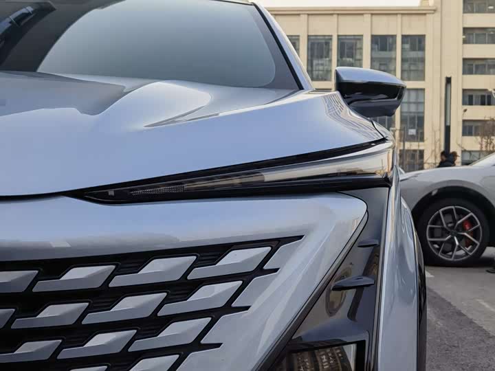 Фото 8 - Changan UNI-T