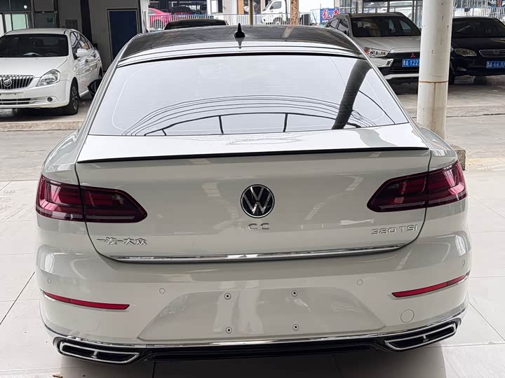 Фото 8 - Volkswagen CC