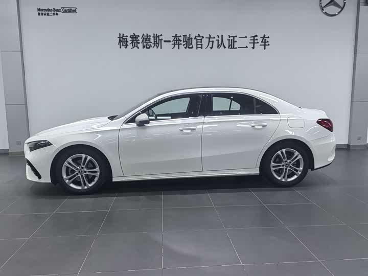 Фото 3 - Mercedes-Benz A-Class