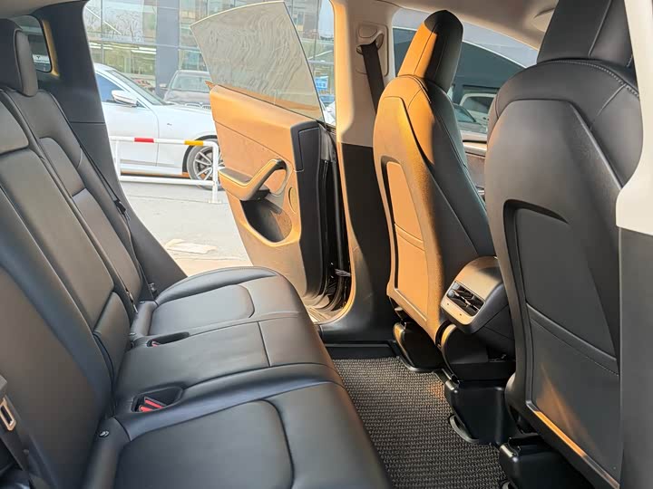 Фото 7 - Tesla Model Y