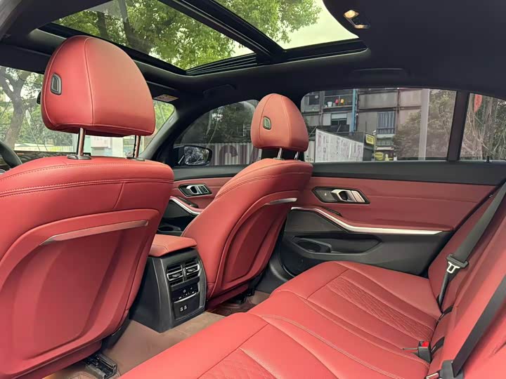 Фото 4 - BMW 3 Series