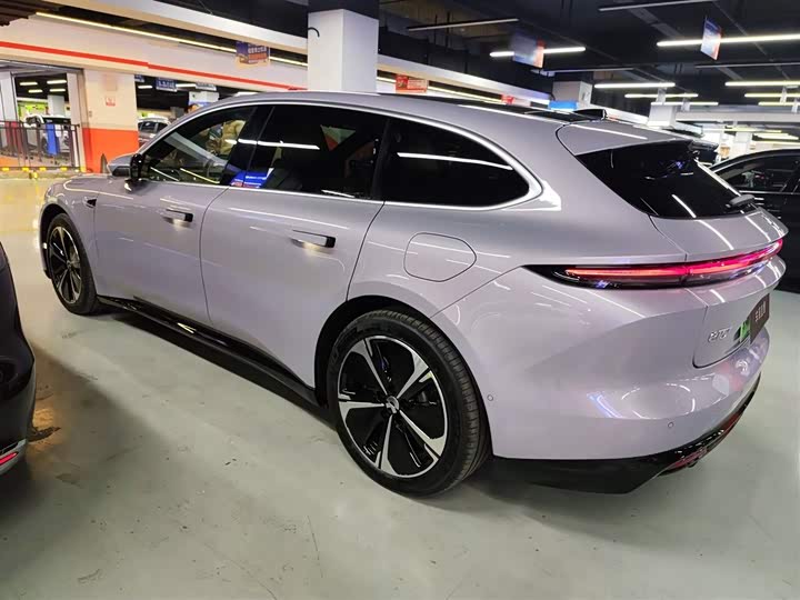 Фото 5 - Nio ET5T