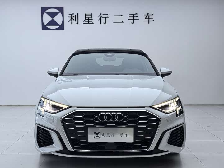 Фото 2 - Audi A3