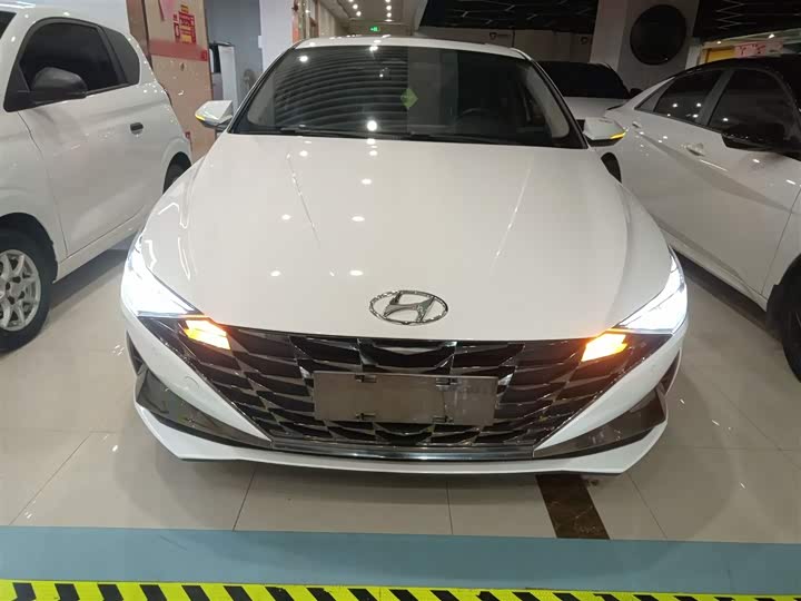 Фото 3 - Hyundai Elantra N line