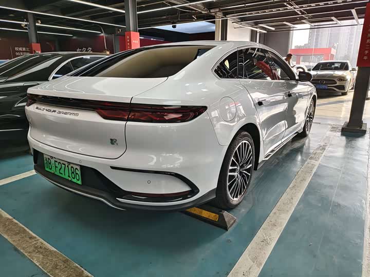 Фото 5 - BYD Han