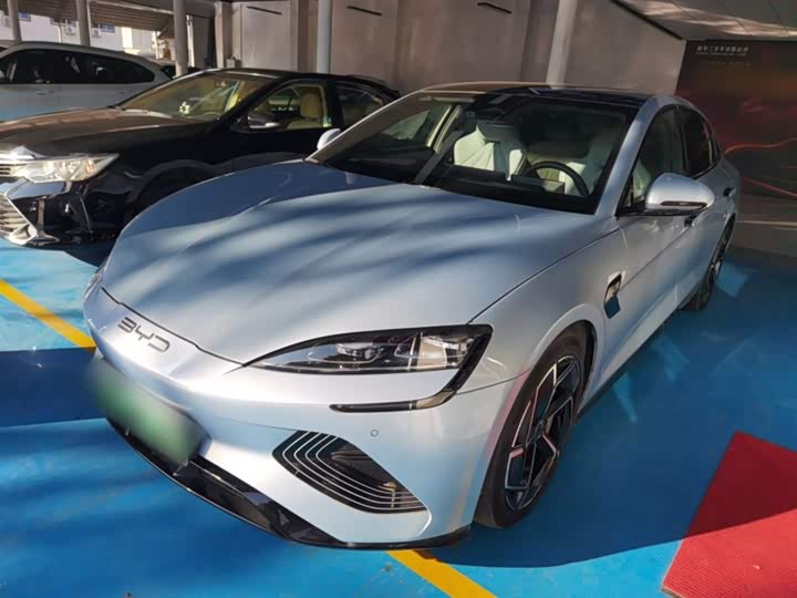 Фото 1 - BYD Seal