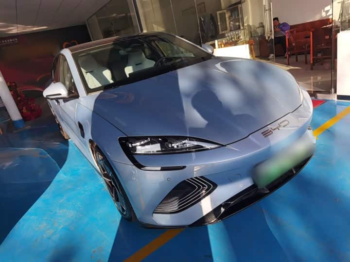 Фото 4 - BYD Seal