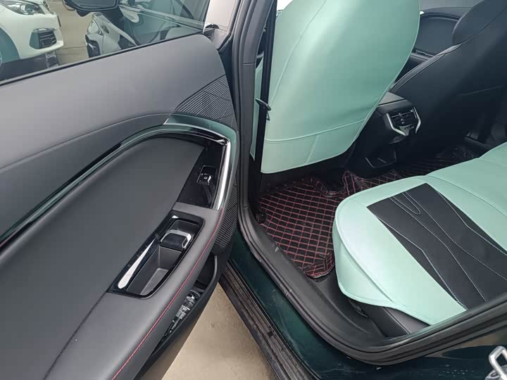 Фото 8 - MG Motor 7