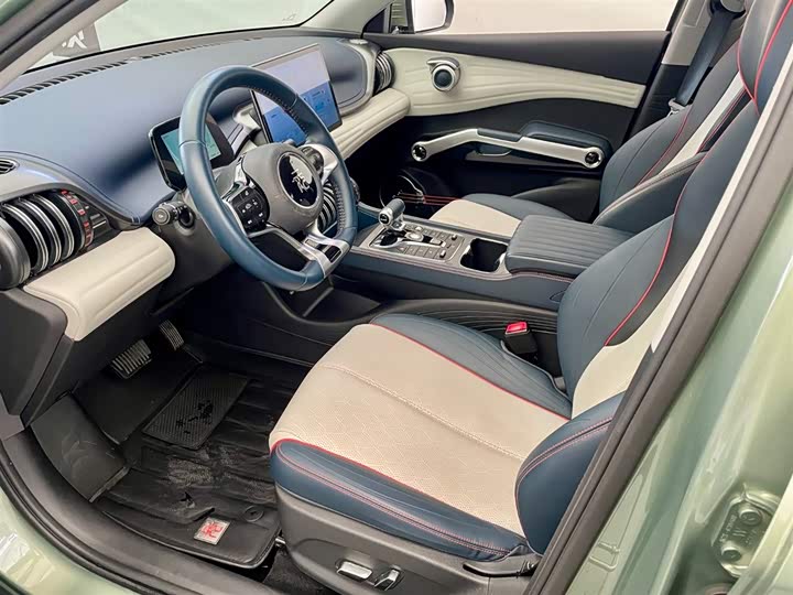 Фото 6 - BYD Yuan Plus