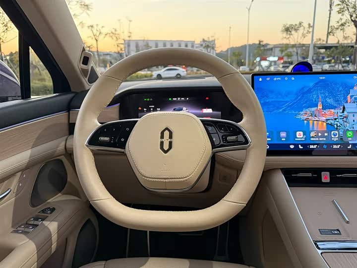 Фото 9 - Aito M5