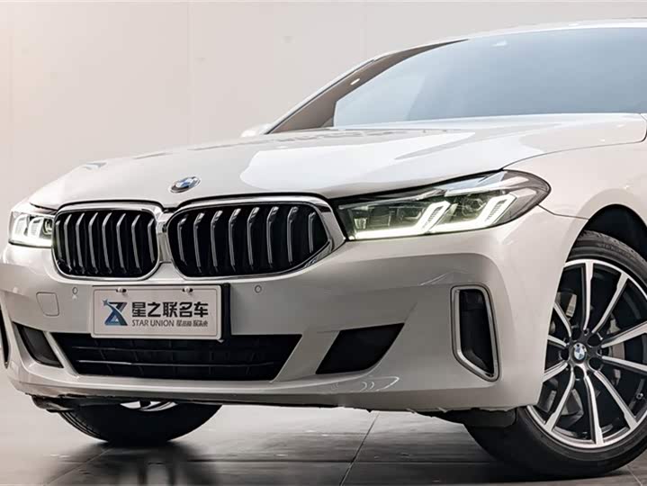 Фото 3 - BMW 6 Series GT