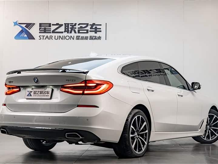 Фото 8 - BMW 6 Series GT