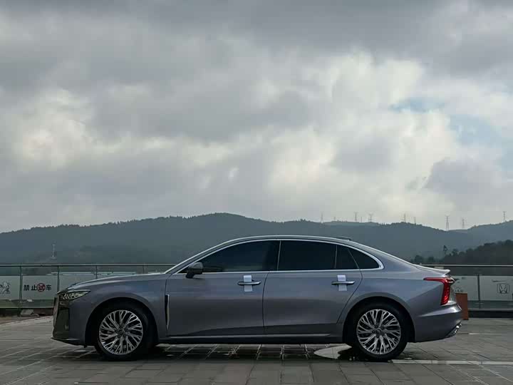 Фото 9 - Hongqi H5