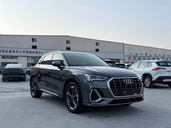 Фото 3 - Audi Q3