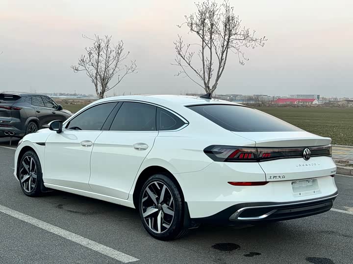 Фото 4 - Volkswagen Lamando L