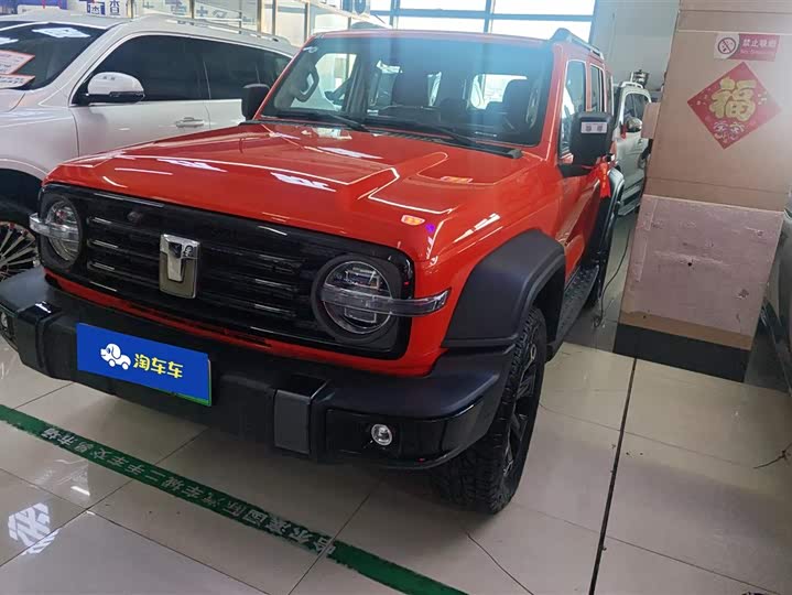 Фото 1 - Tank 300 Hybrid