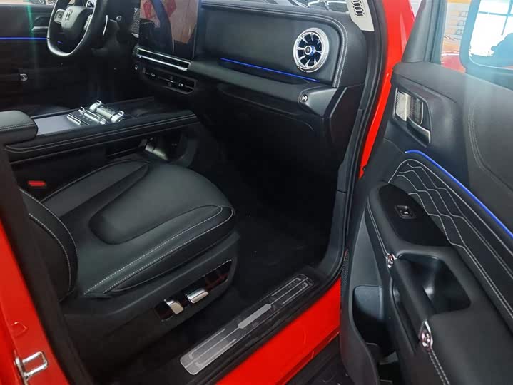 Фото 8 - Tank 300 Hybrid