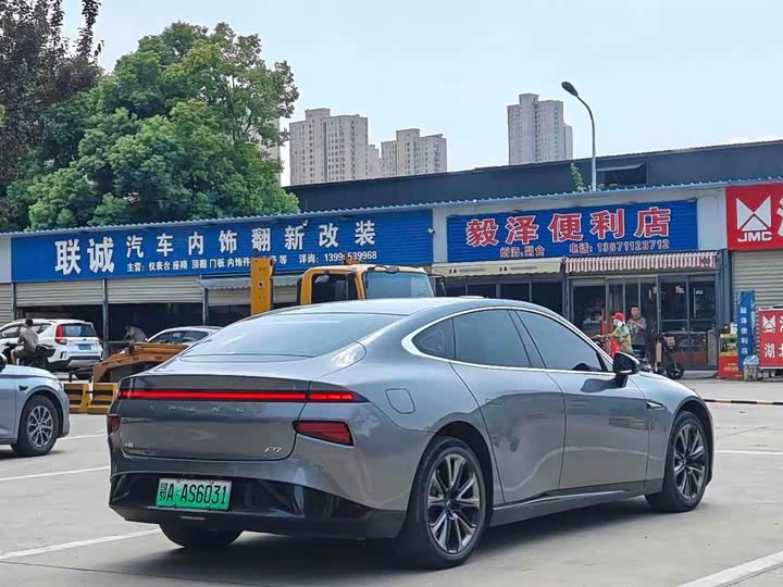 Фото 7 - XPeng P7