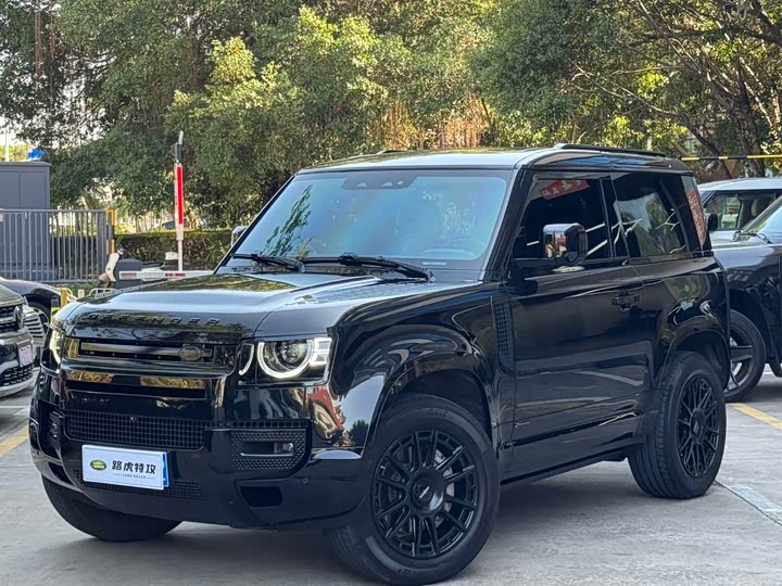 Фото 1 - Land Rover Defender