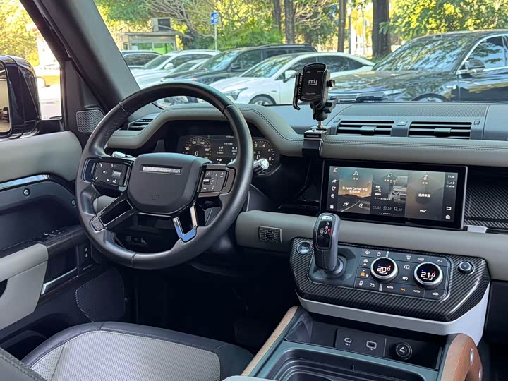 Фото 5 - Land Rover Defender