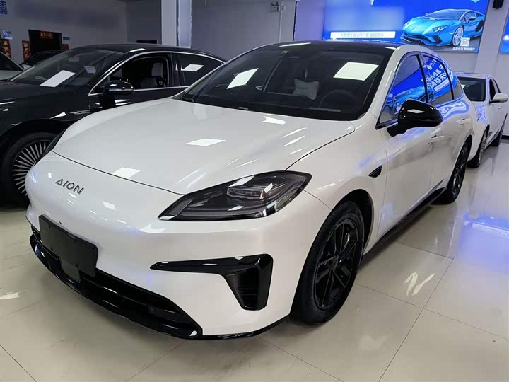 Фото 2 - GAC Aion RT