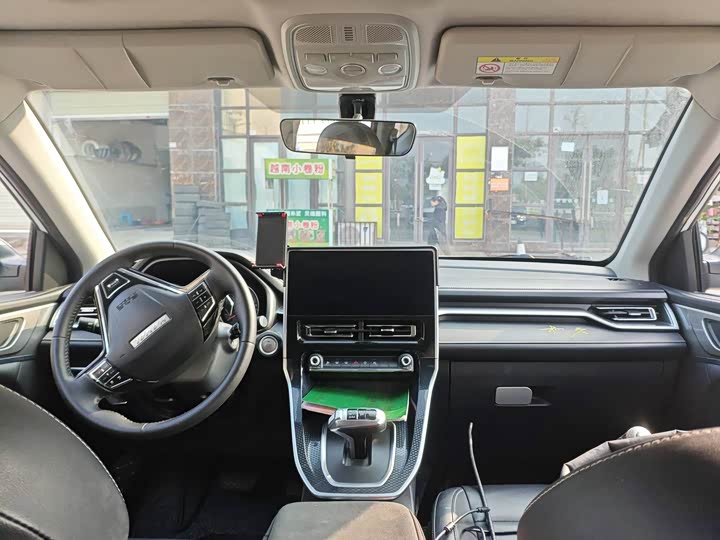 Фото 6 - Haval M6