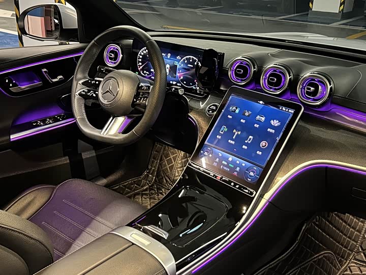 Фото 4 - Mercedes-Benz C-Class