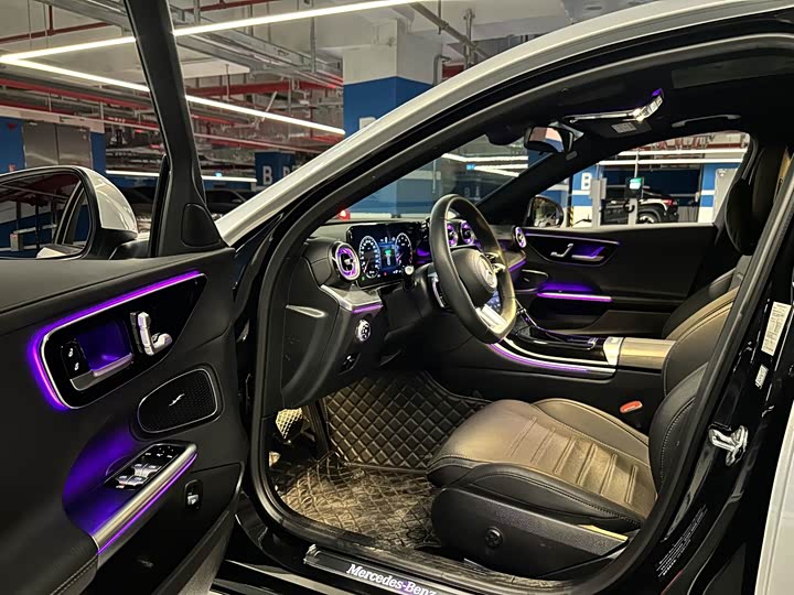 Фото 5 - Mercedes-Benz C-Class