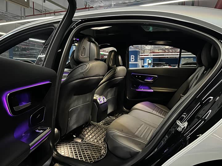 Фото 6 - Mercedes-Benz C-Class