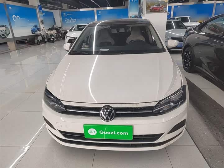 Фото 3 - Volkswagen Polo