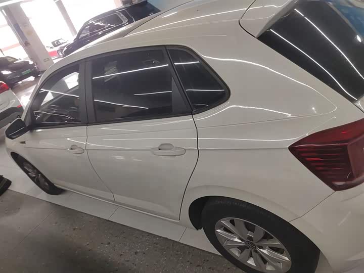 Фото 5 - Volkswagen Polo