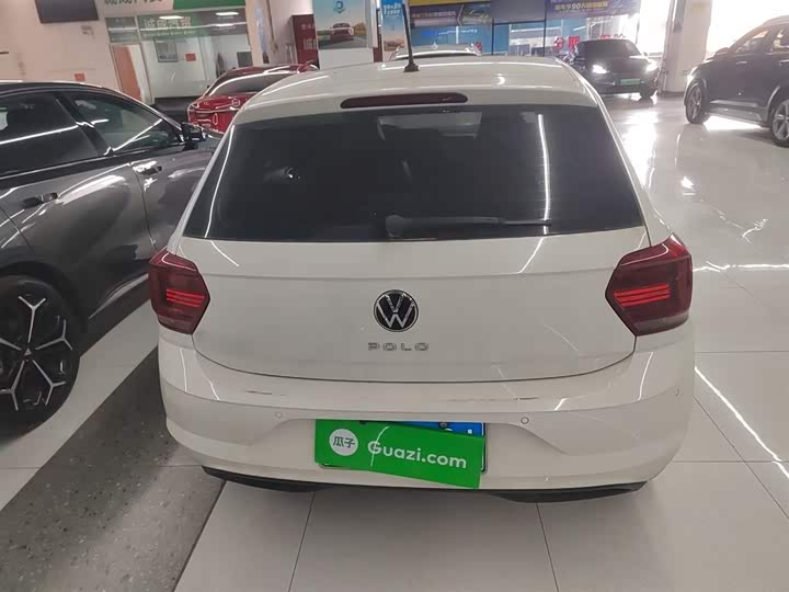 Фото 6 - Volkswagen Polo