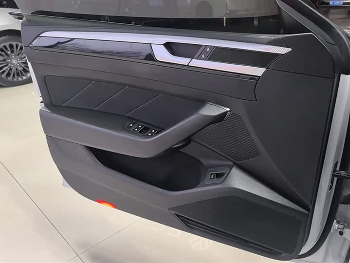 Фото 7 - Volkswagen CC