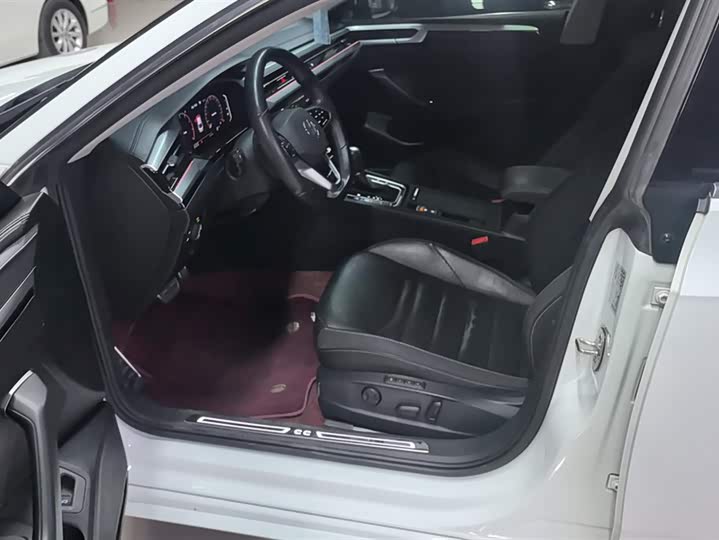 Фото 9 - Volkswagen CC