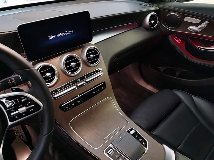 Фото 6 - Mercedes-Benz GLC-Class