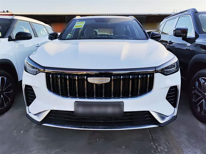 Фото 3 - Geely Atlas