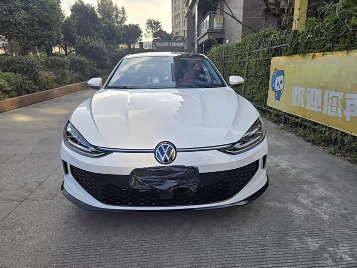 Фото 3 - Volkswagen Lamando L