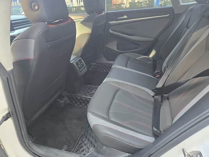 Фото 4 - Volkswagen Lamando L