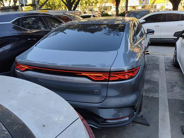 Фото 6 - BYD Han