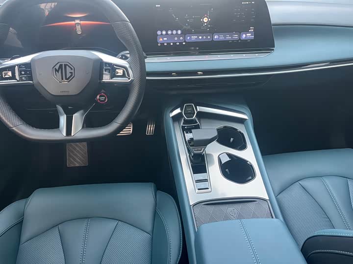 Фото 7 - MG Motor 7