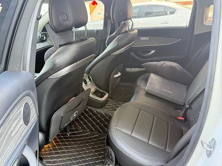 Фото 4 - Mercedes-Benz E-Class Hybrid