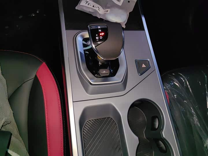 Фото 6 - Jetour Dashing