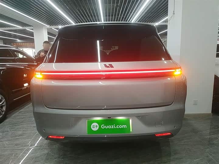 Фото 6 - LiXiang L8