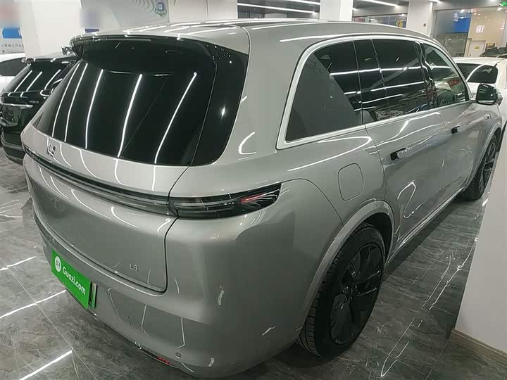 Фото 7 - LiXiang L8