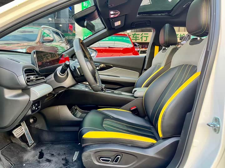 Фото 6 - GAC Trumpchi Empow R