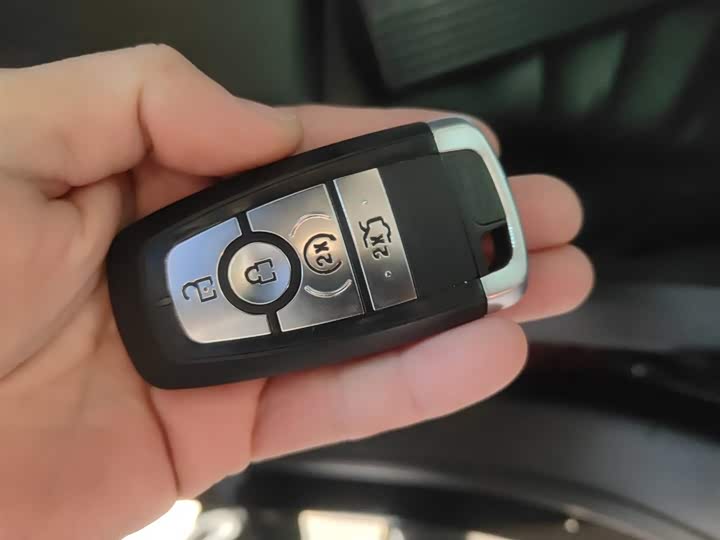 Фото 9 - Lincoln Continental